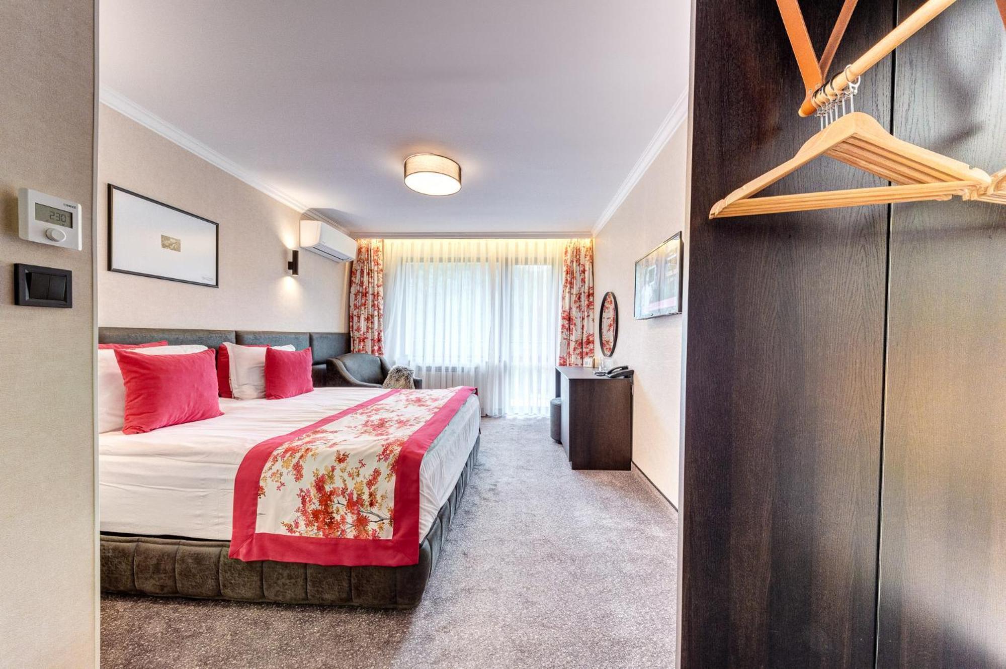 Spa Hotel Kiparis Smolyan Exterior foto